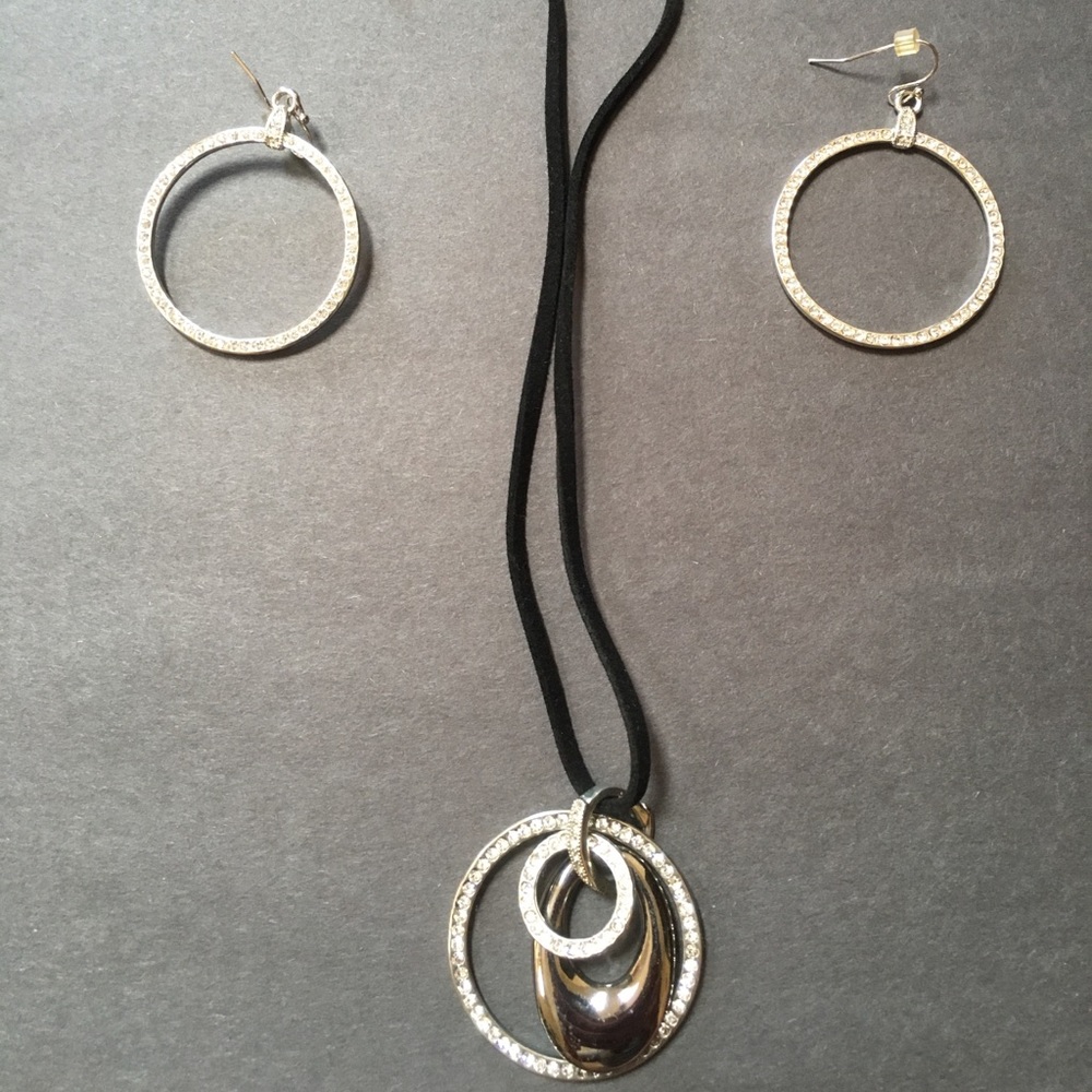 Necklace and earrings